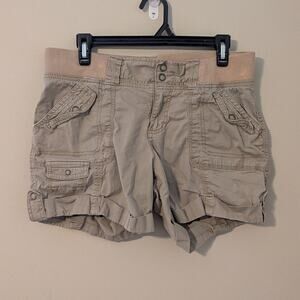 Sonoma Life + Syle Tan Cargo SHorts With Multiple Pockets